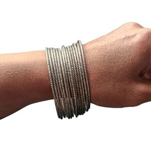 **BOGO** 15 dangle bracelets